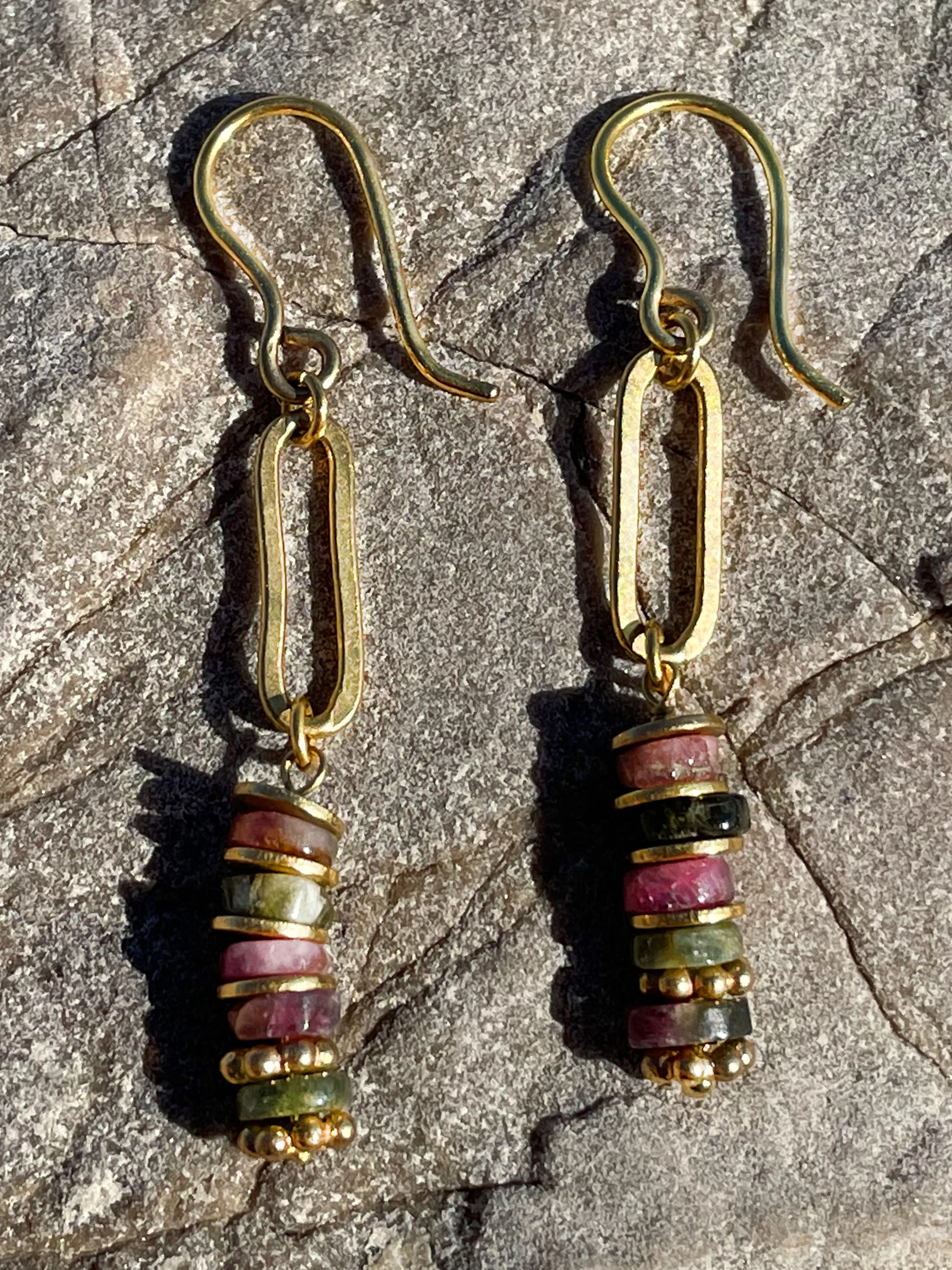 18k yellow gold earrings assembled with Tourmaline