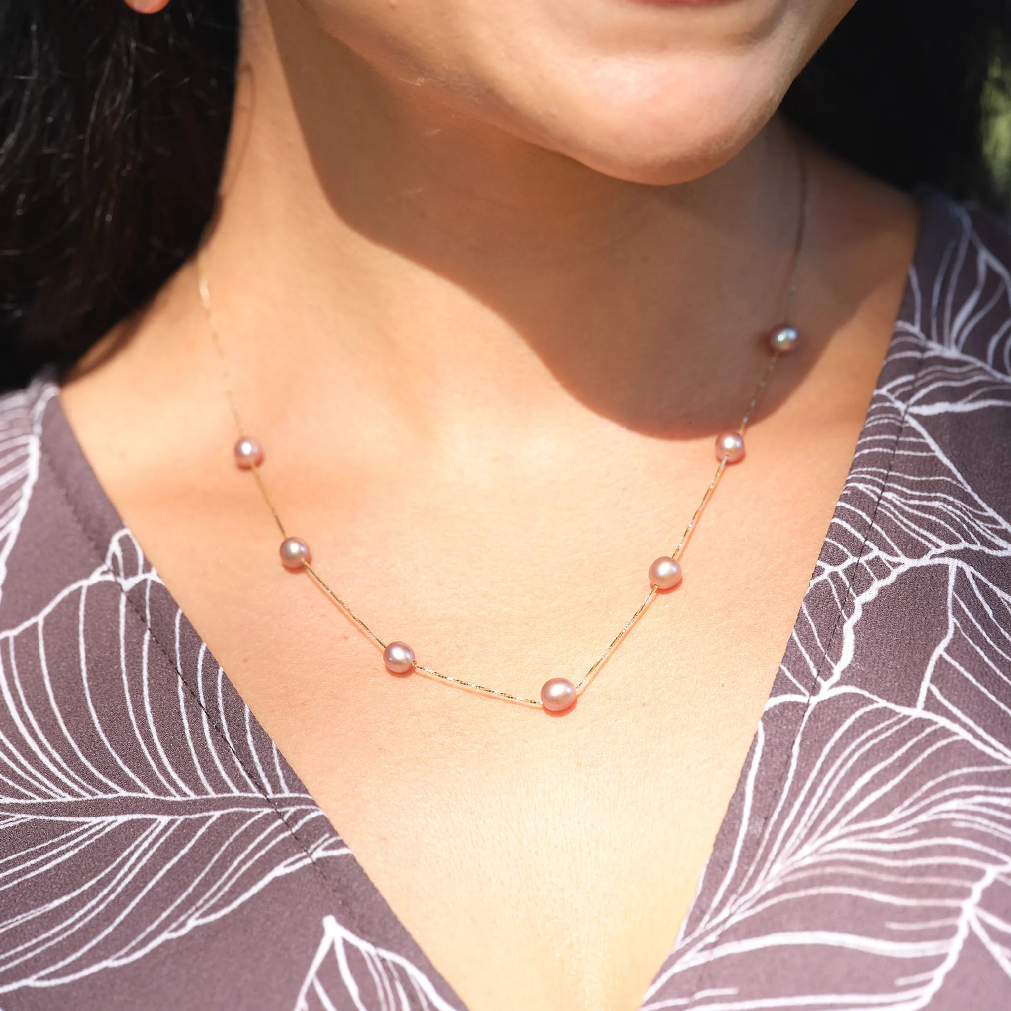 18" Mixed Freshwater Pearl Necklace in Gold - 5-6mm