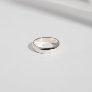 5mm Domed Band in Gold