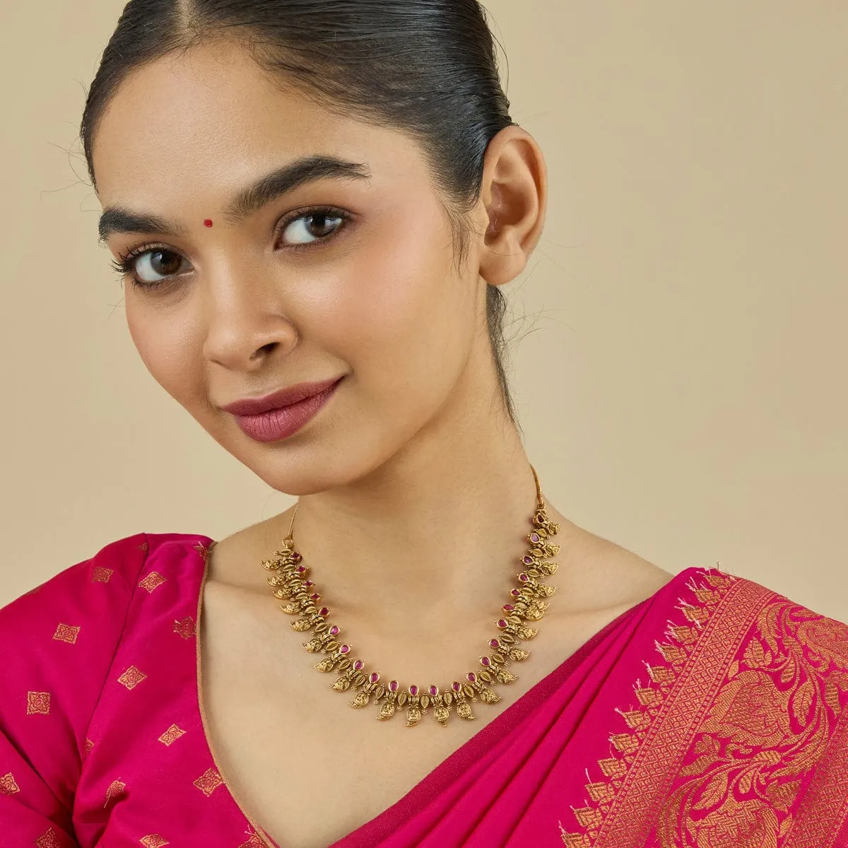 Antique Necklace 182355
