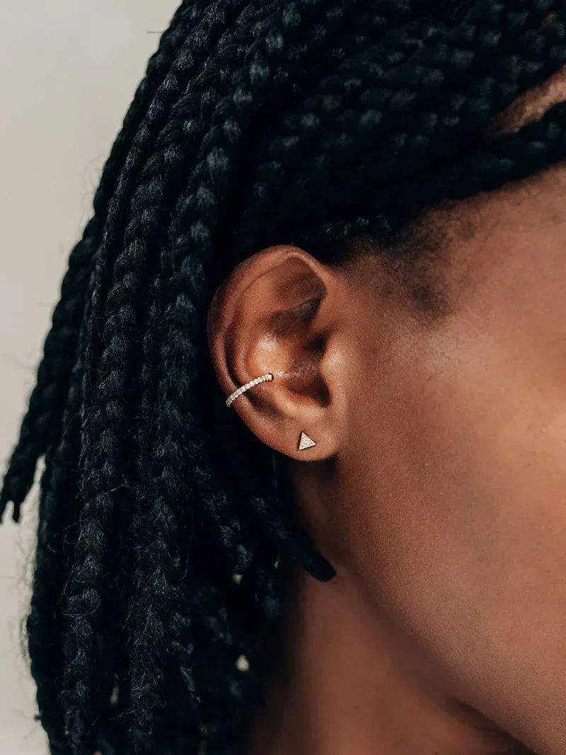Cl??o Triangle Studs  - Gold & Diamond