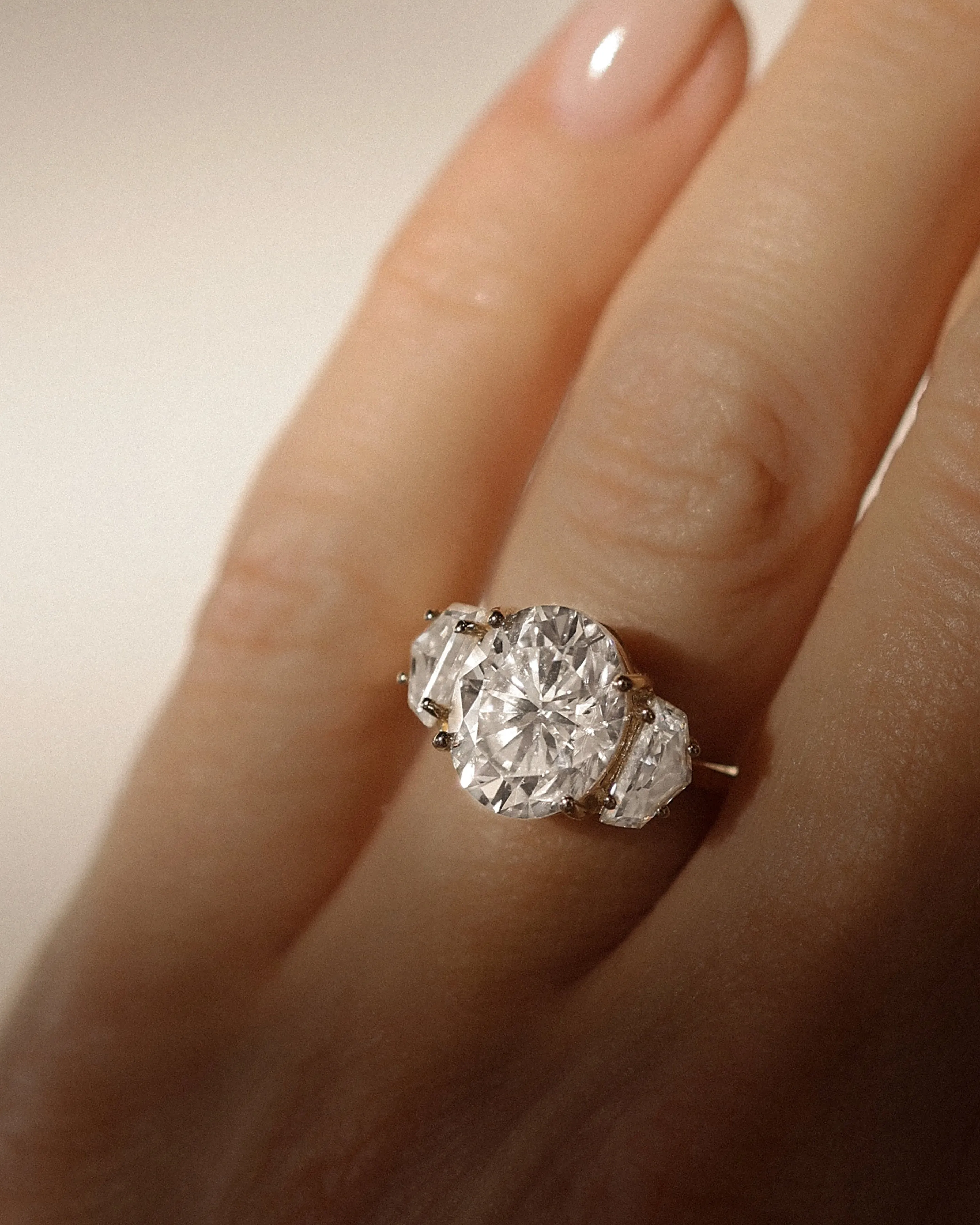 Epaulette Bold Ring