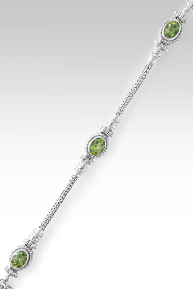 Everlasting Joy Bracelet? in Peridot