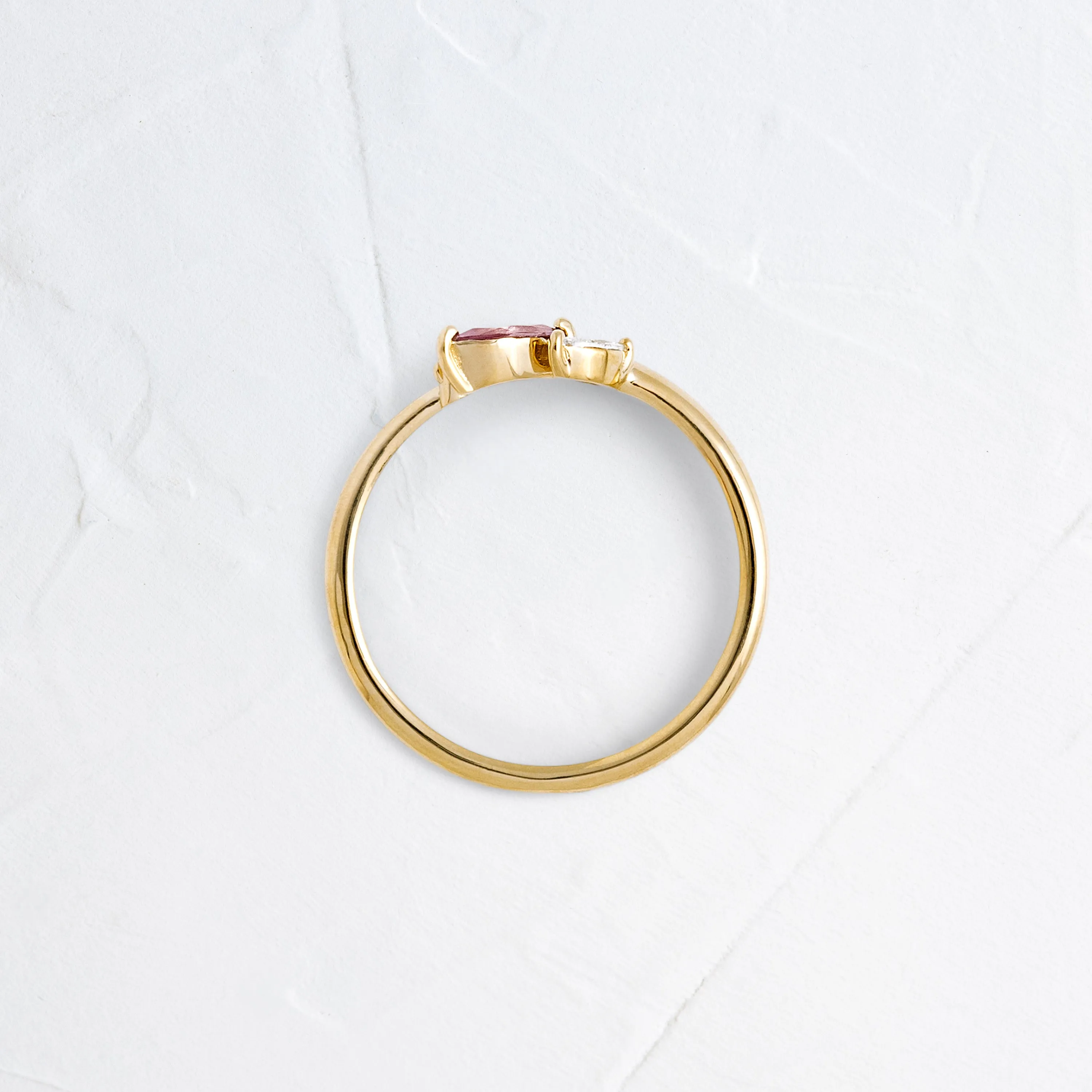 Grand Cresting Ring - Pink