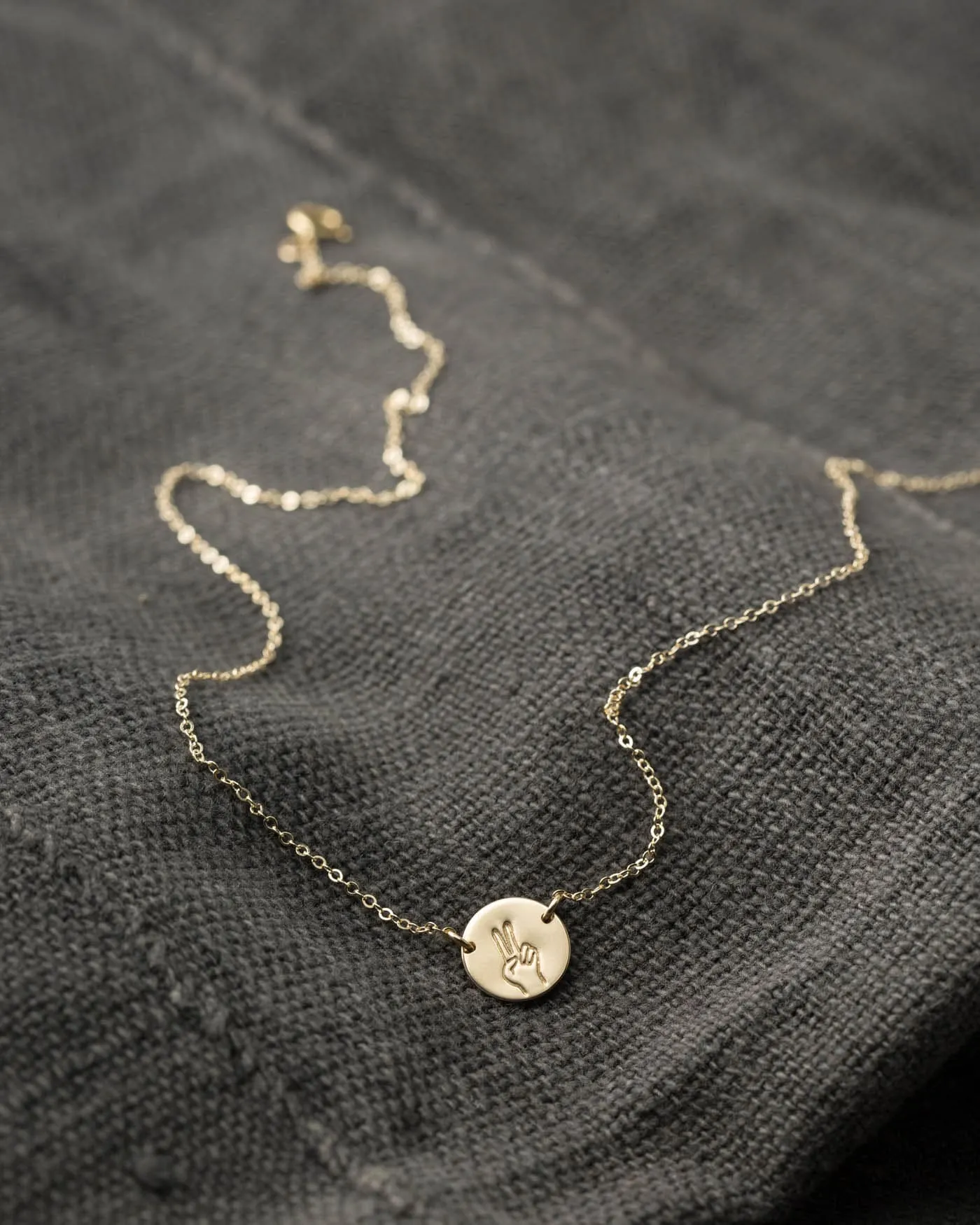 Hand Gestures Link Necklace