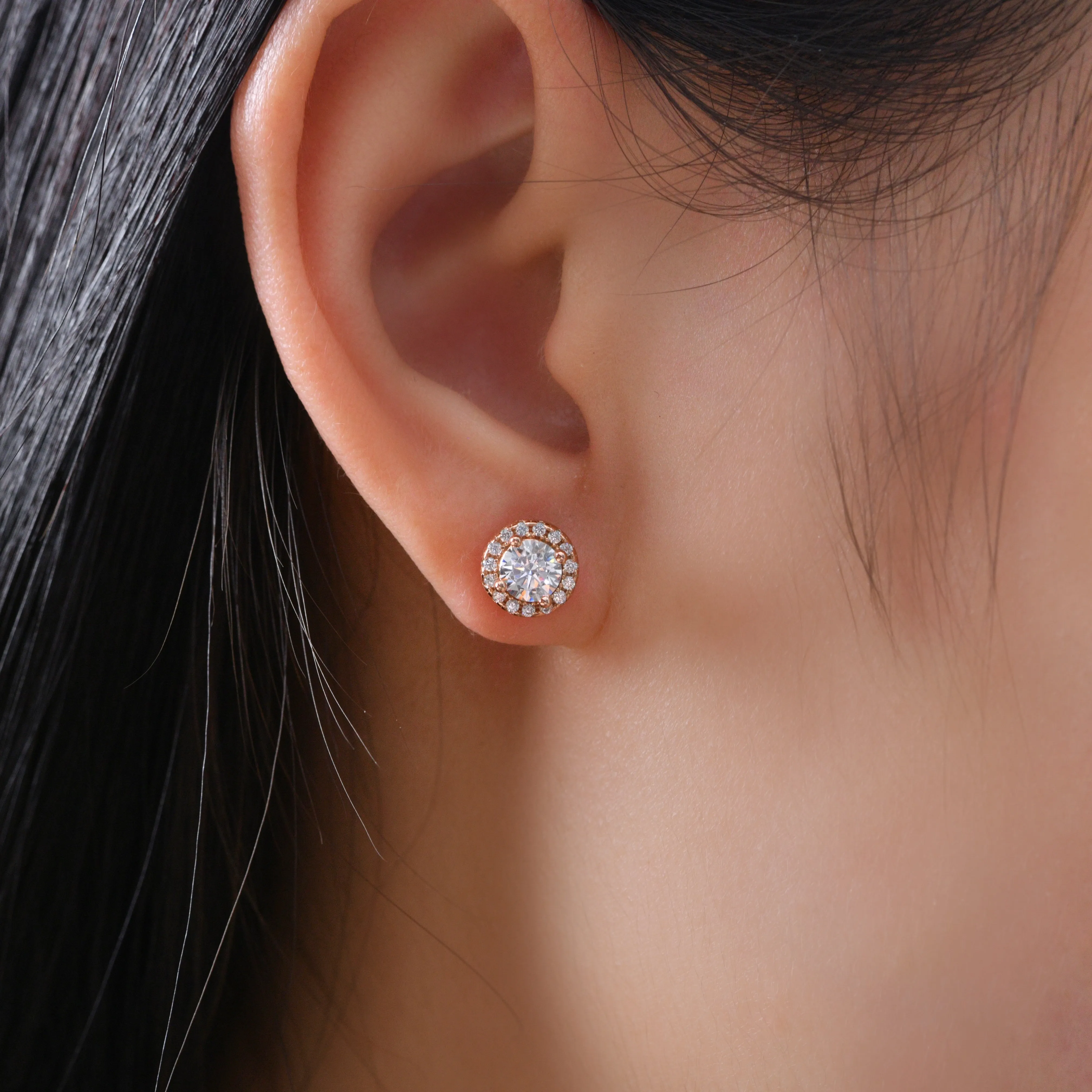 Hello, Halo 1 Carat Diamond Crystalline Mini Studs