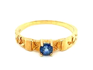 Light Blue Round Sapphire Ring in 14k Yellow Gold