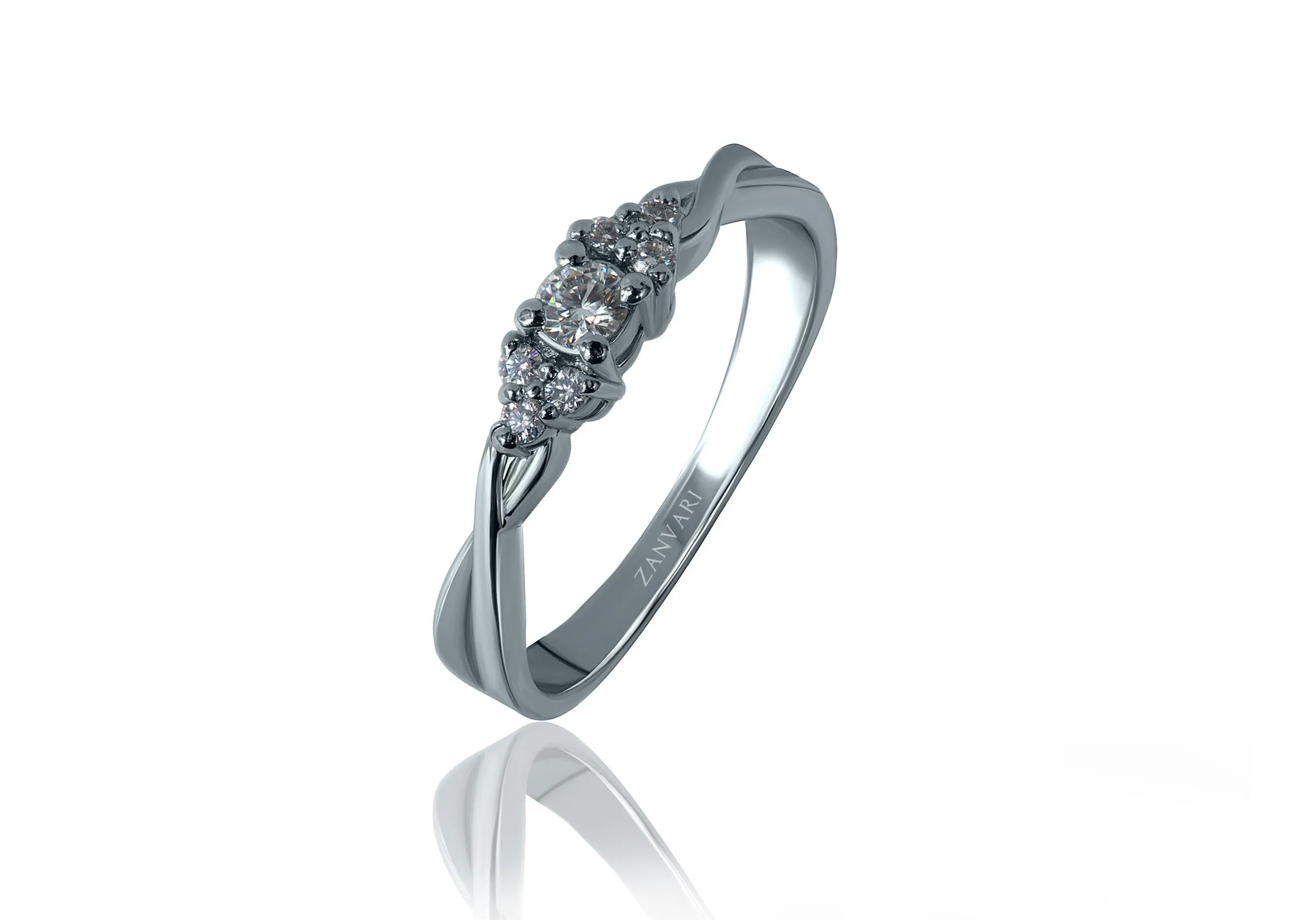 LUSTROUS LIGHT RING