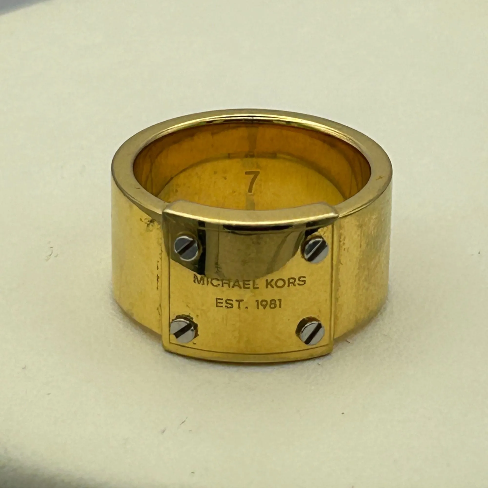 Michael Kors Gold Toned Logo Brass Wide Ring/Band SIZE 7 - MKJX2657