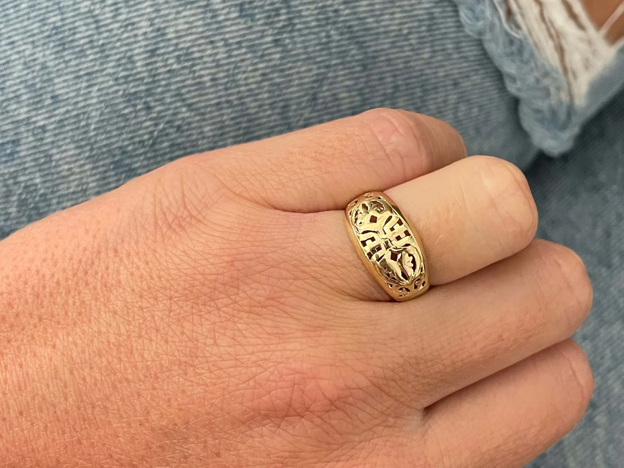 Mings Longevity Cutout Ring in 14k Yellow Gold
