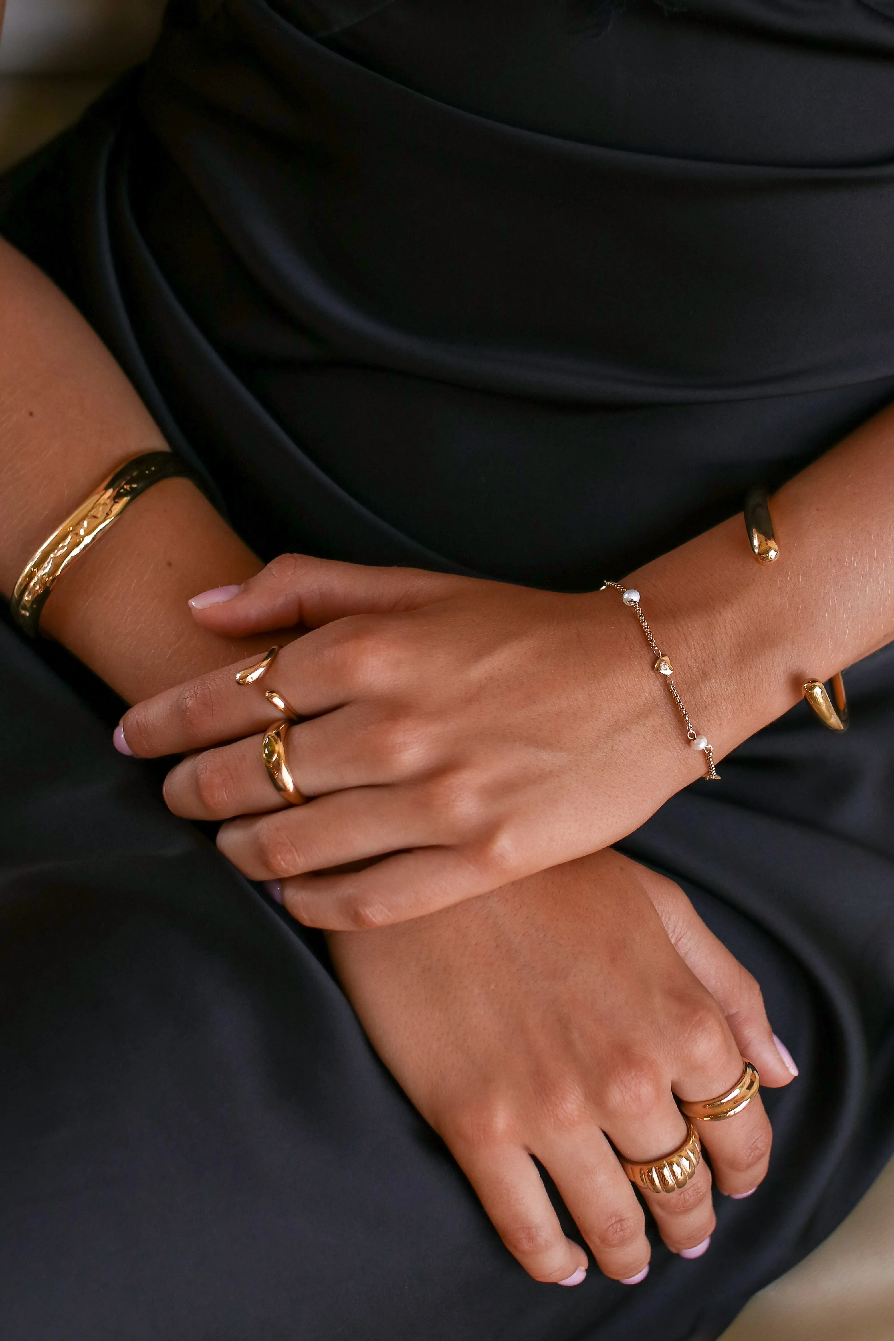 Mira - Stainless Steel Heart Bracelet