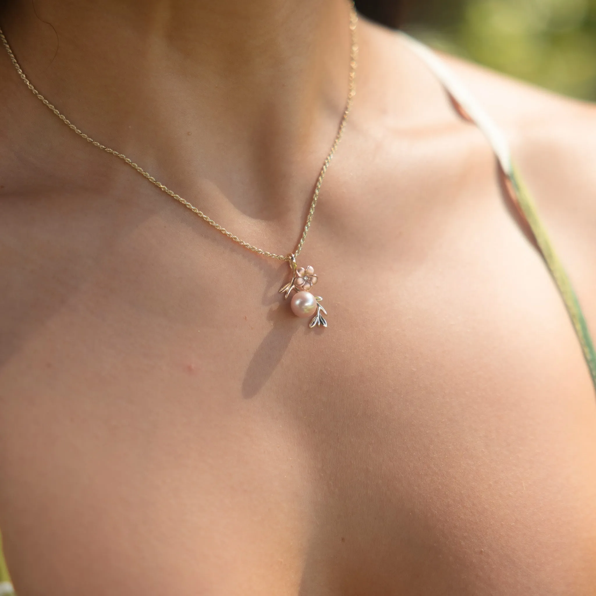 Pearls in Bloom Plumeria Lavender Freshwater Pearl Pendant in Two Tone Gold with Diamonds - 25mm