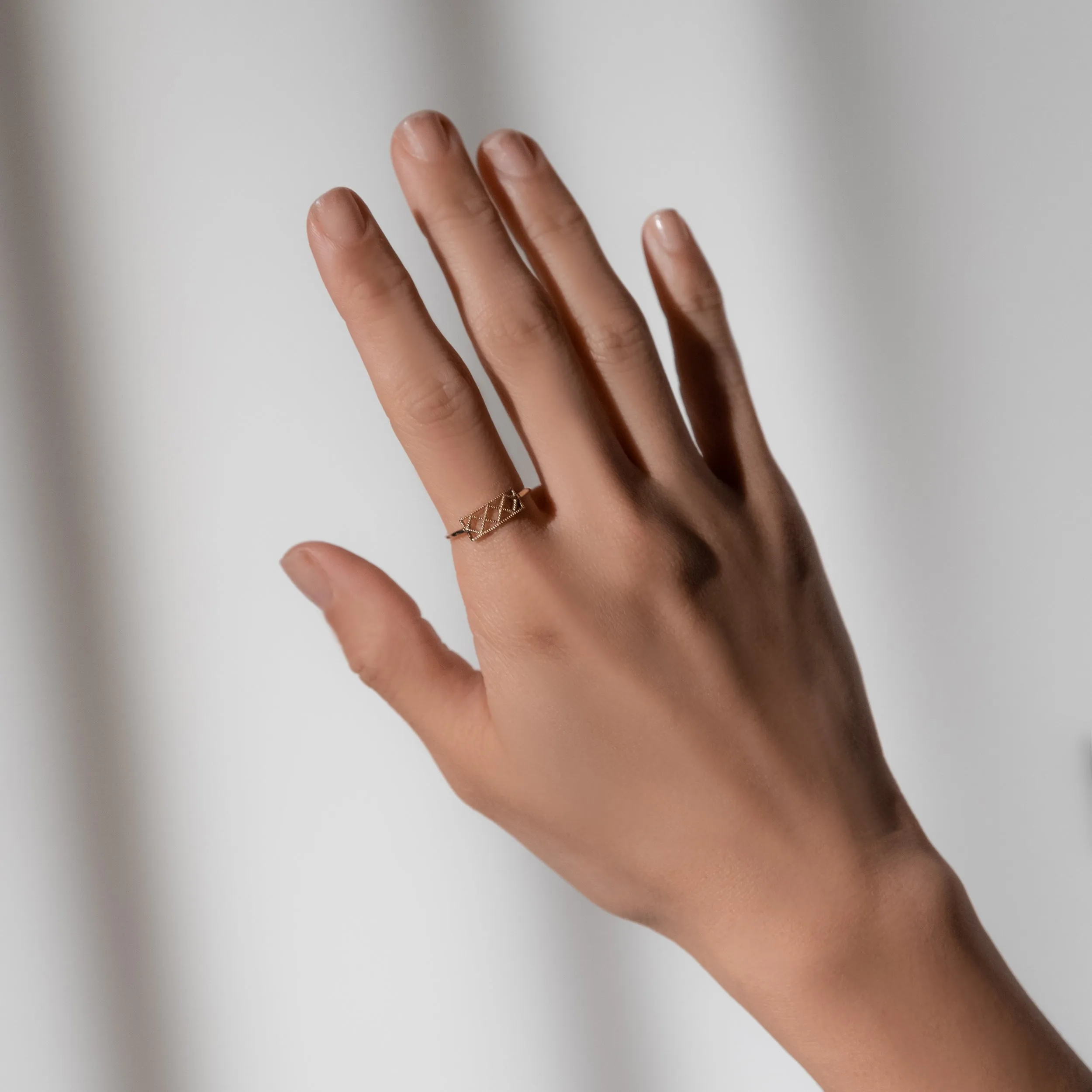 Petite Lace Deco Ring - IX