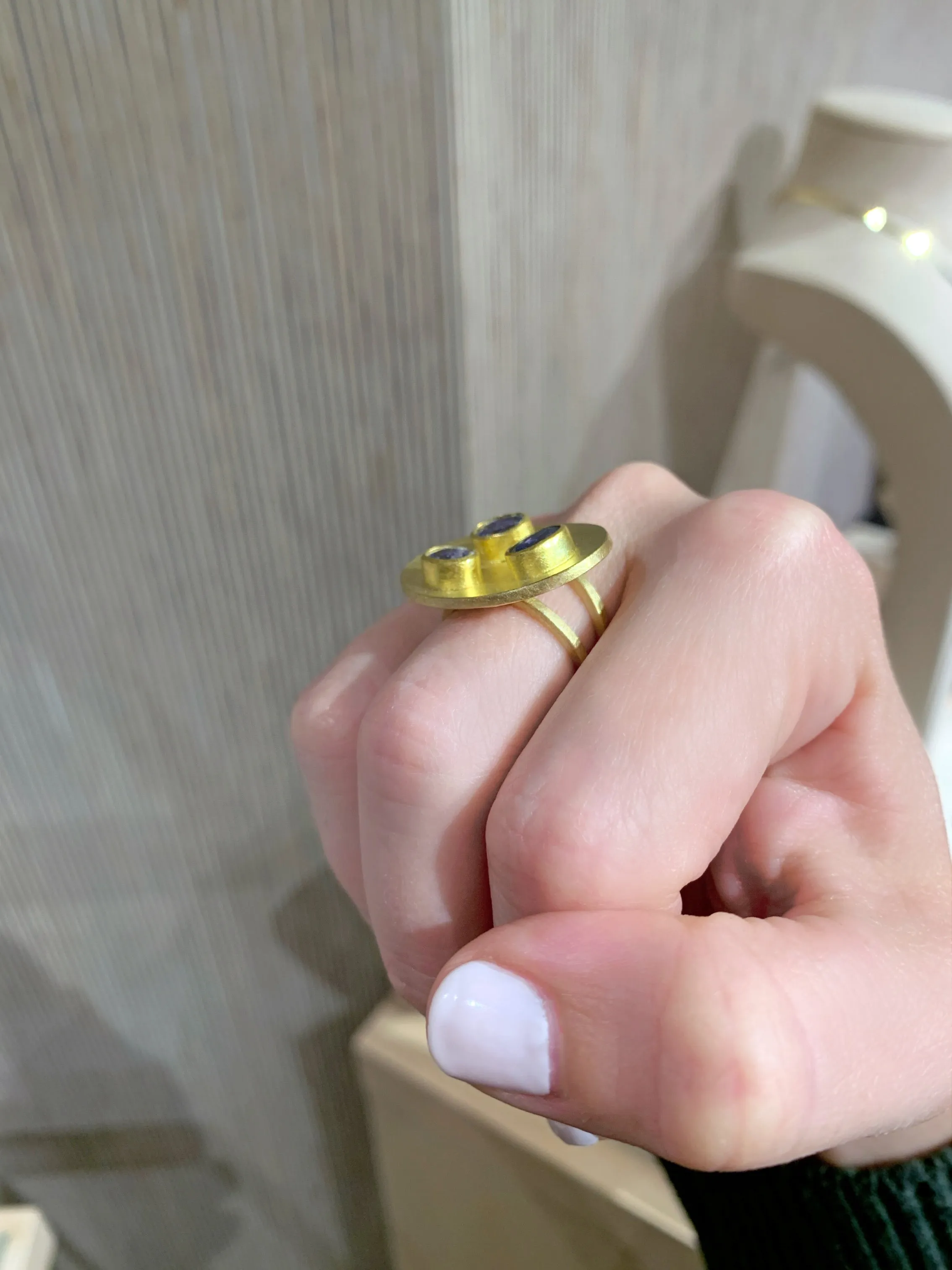 Petra Class Violet Blue Sapphire 22k Gold One of a Kind Dish Ring