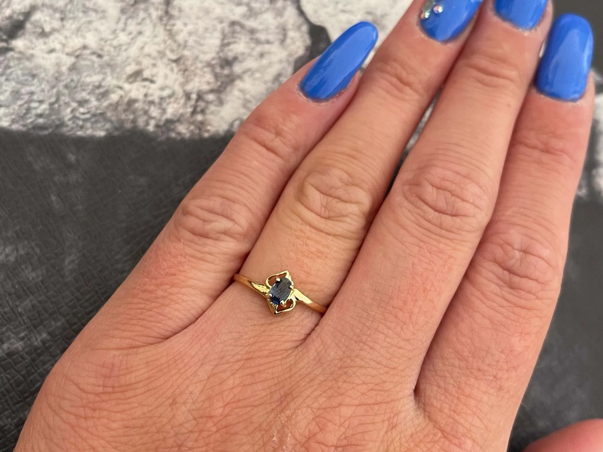 Sapphire Ring in 14k Yellow Gold