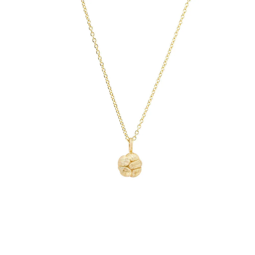 Sav 18K Gold Pendant