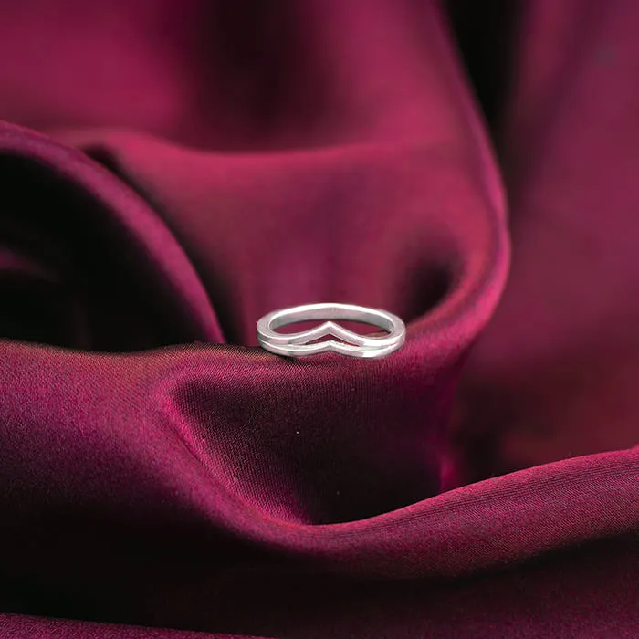 Silver Classy Vanki Ring