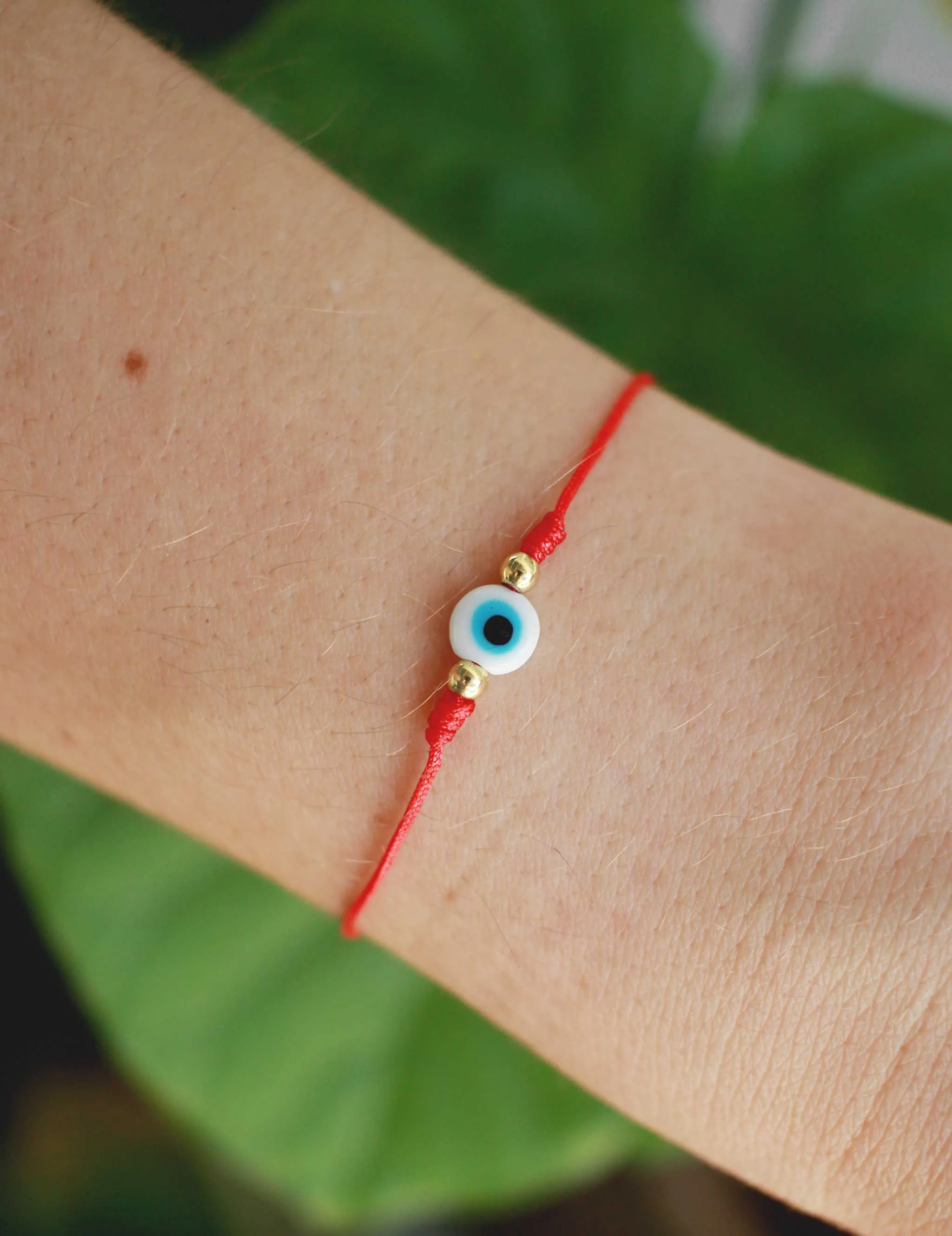 Single Thread Evil Eye in Red