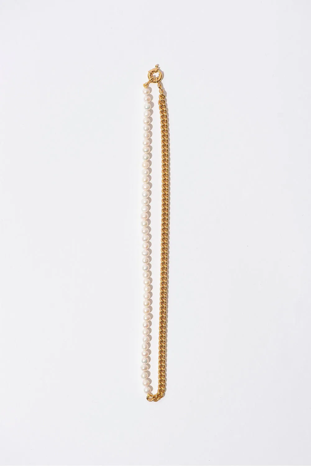 The 50/50 Medium Gold Plated Necklace w. Pearls