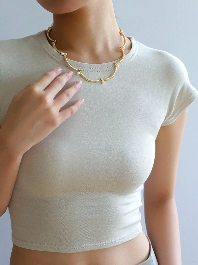 Unique Design Lace Pearl Choker-Gold