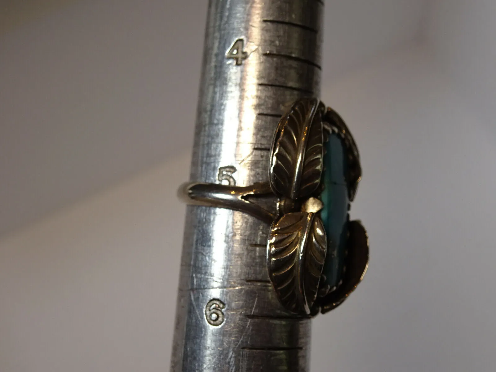 Vintage Old Pawn Native American Sterling Silver Turquoise Feather  Ring Size 5