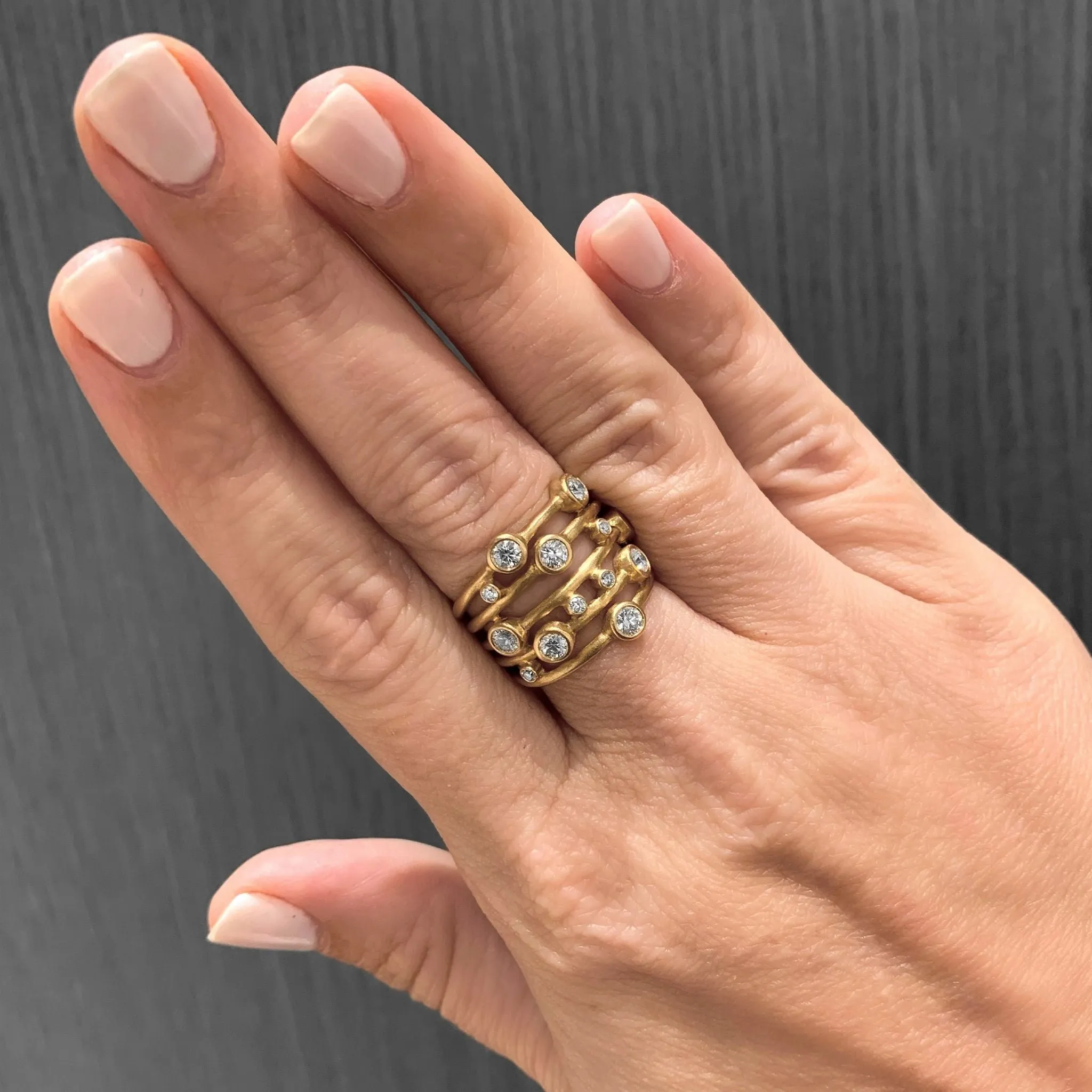 Wille Jewellery White Diamond Gold Bubble Wrap Band Ring